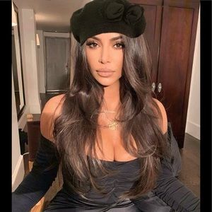Dolce & Gabbana Beret Hat Seen on Kim Kardashian❤️